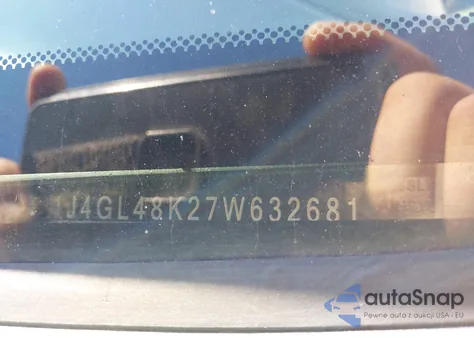 2007 Jeep Liberty Sport из США, поврежденный, VIN 1J4GL48K27W632681